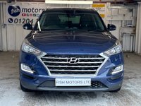 USED 2018 68 HYUNDAI TUCSON 1.6 GDi SE Nav SUV 5dr Petrol Manual Euro 6 (s/s) (132 ps)+2 KEYS+HISTORY+MEDIA+NAVIGATION+BLUETOOTH+USB+AUX+DAB+ALLOYS+CLIMATE+ 2 KEYS+PSH+PARKING SENSORS+CRUISE+REAR CAMERA+ROOF RAILS+NAV+BT AUDIO+SPARE WHEEL+USB+AUX+ALLOYS+CLIMATE+HPI CLEAR