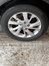 USED 2018 68 HYUNDAI TUCSON 1.6 GDi SE Nav SUV 5dr Petrol Manual Euro 6 (s/s) (132 ps)+2 KEYS+HISTORY+MEDIA+NAVIGATION+BLUETOOTH+USB+AUX+DAB+ALLOYS+CLIMATE+ 2 KEYS+PSH+PARKING SENSORS+CRUISE+REAR CAMERA+ROOF RAILS+NAV+BT AUDIO+SPARE WHEEL+USB+AUX+ALLOYS+CLIMATE+HPI CLEAR