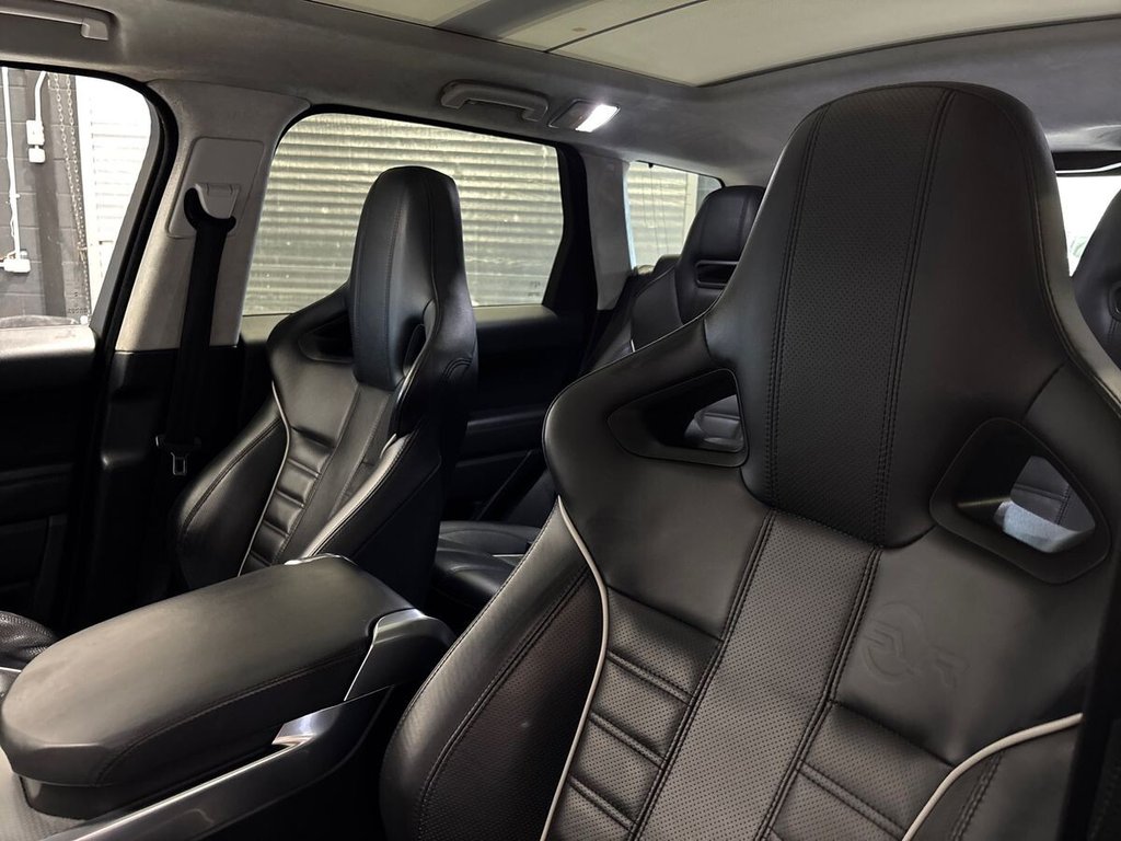 USED 2017 17 LAND ROVER RANGE ROVER SPORT 5.0 V8 SVR SUV 5dr Petrol Auto 4WD Euro 6 (s/s) (550 ps) APPLE CARPLAY | SLIDING ROOF