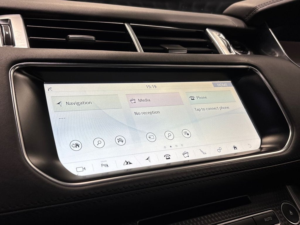 USED 2017 17 LAND ROVER RANGE ROVER SPORT 5.0 V8 SVR SUV 5dr Petrol Auto 4WD Euro 6 (s/s) (550 ps) APPLE CARPLAY | SLIDING ROOF
