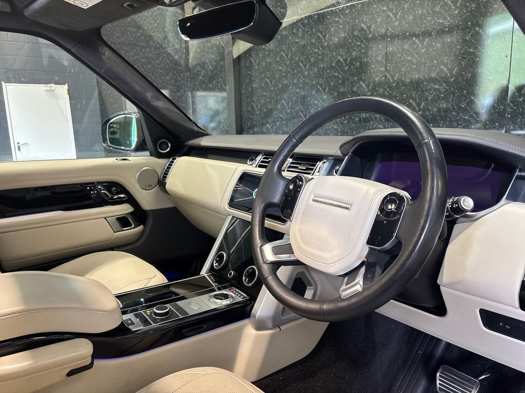 USED 2021 71 LAND ROVER RANGE ROVER 3.0 D300 MHEV Westminster Black SUV 5dr Diesel Auto 4WD Euro 6 (s/s) (300 ps) SIDE STEPS|SLIDING GLASS ROOF