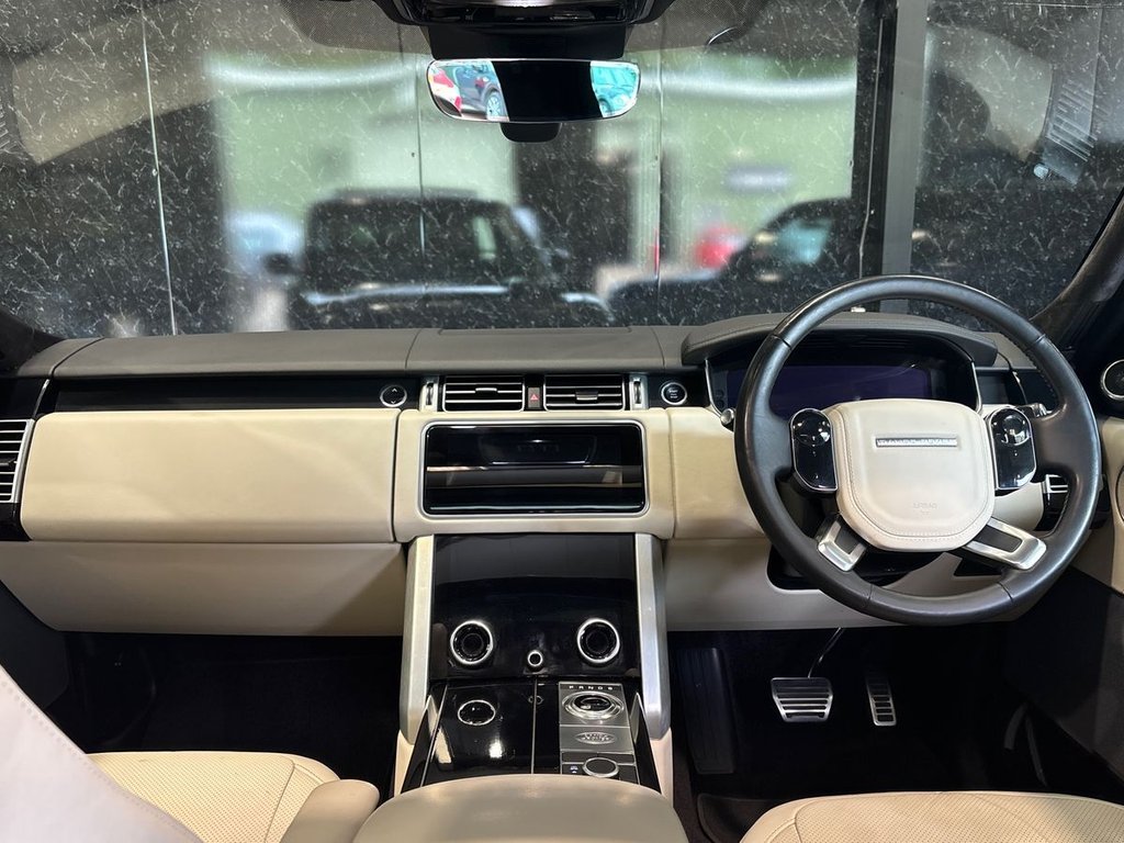 USED 2021 71 LAND ROVER RANGE ROVER 3.0 D300 MHEV Westminster Black SUV 5dr Diesel Auto 4WD Euro 6 (s/s) (300 ps) SIDE STEPS|SLIDING GLASS ROOF