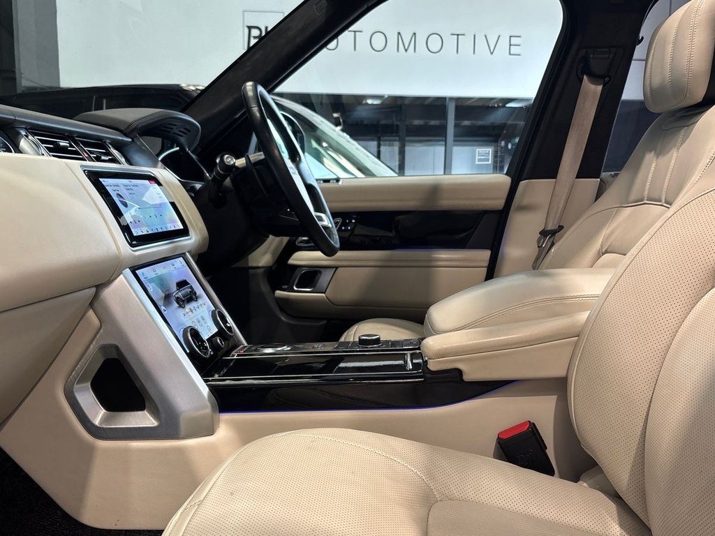 USED 2021 71 LAND ROVER RANGE ROVER 3.0 D300 MHEV Westminster Black SUV 5dr Diesel Auto 4WD Euro 6 (s/s) (300 ps) SIDE STEPS|SLIDING GLASS ROOF
