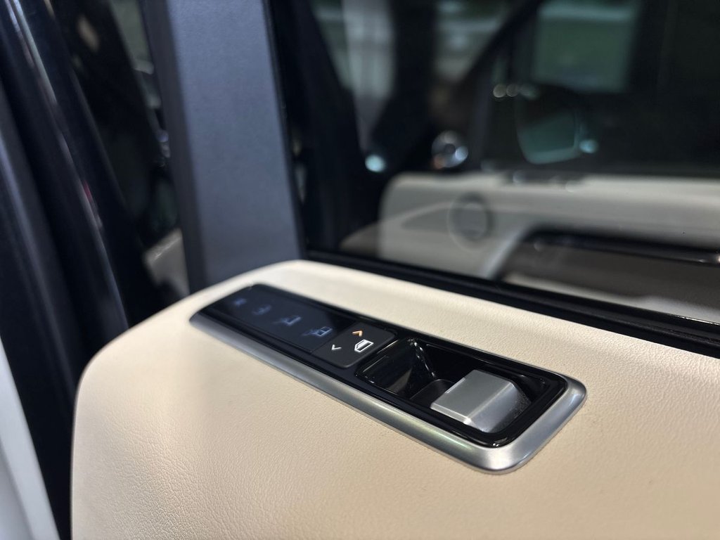 USED 2021 71 LAND ROVER RANGE ROVER 3.0 D300 MHEV Westminster Black SUV 5dr Diesel Auto 4WD Euro 6 (s/s) (300 ps) SIDE STEPS|SLIDING GLASS ROOF