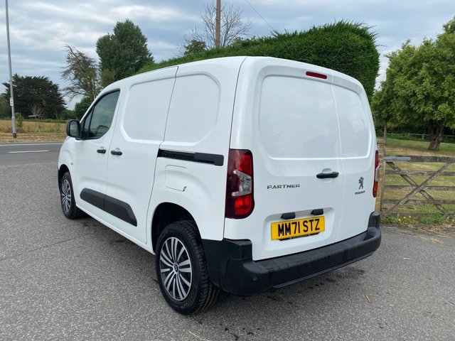 2022 PEUGEOT PARTNER - Photo 7
