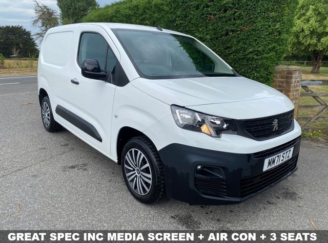 2022 PEUGEOT PARTNER