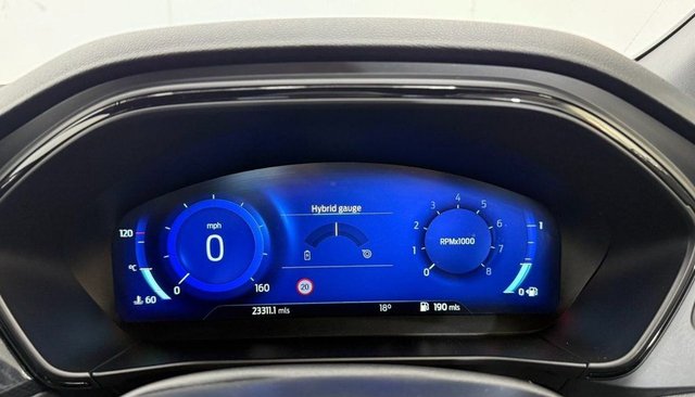 2021 FORD FOCUS - Photo 11