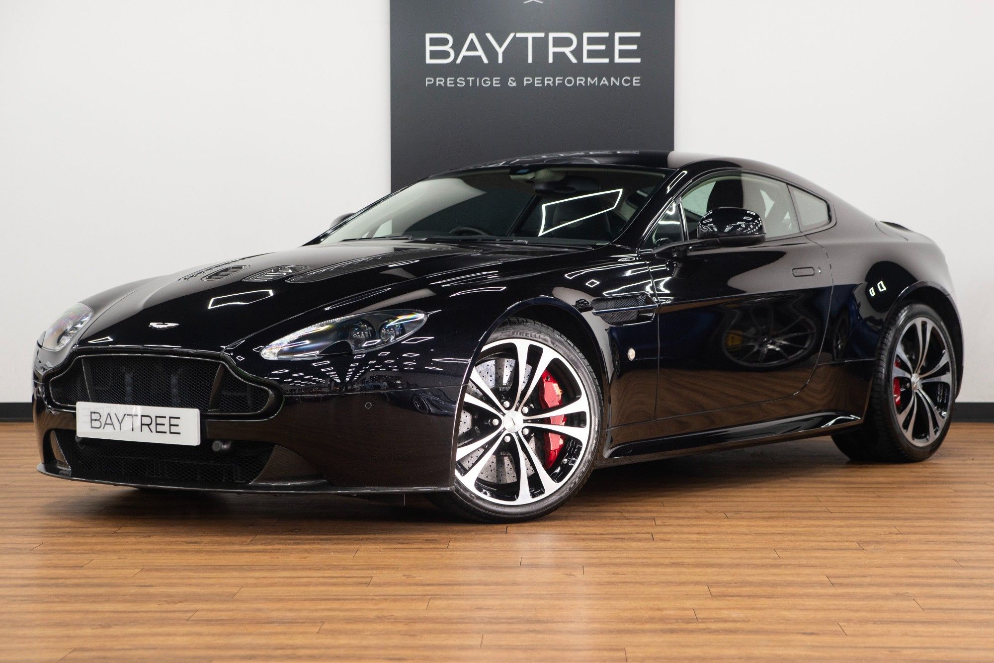 USED 2013 63 ASTON MARTIN VANTAGE 6.0 V12 S 
