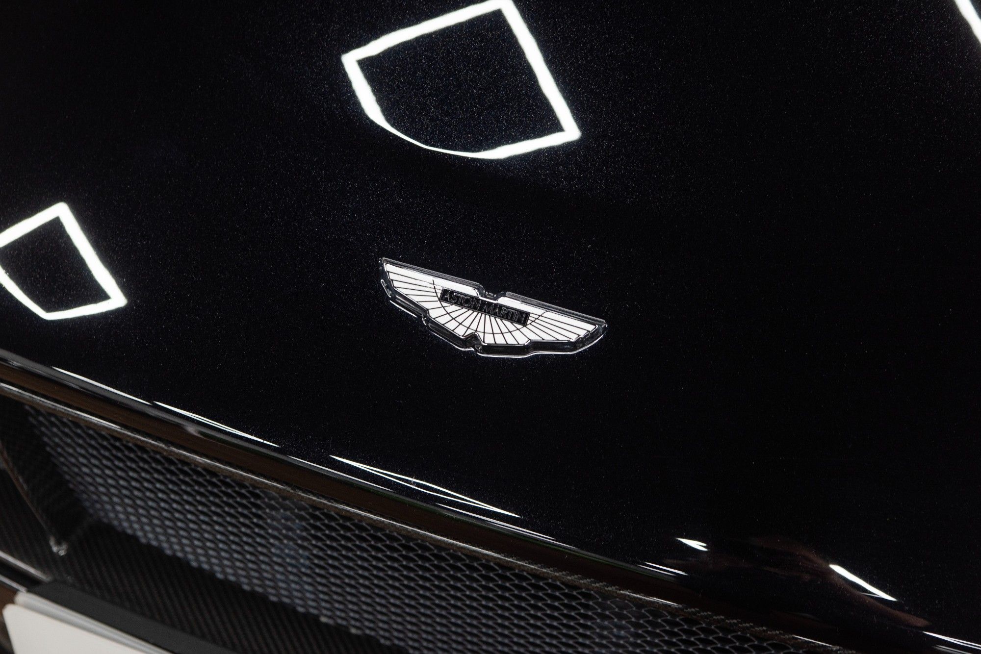 USED 2013 63 ASTON MARTIN VANTAGE 6.0 V12 S 