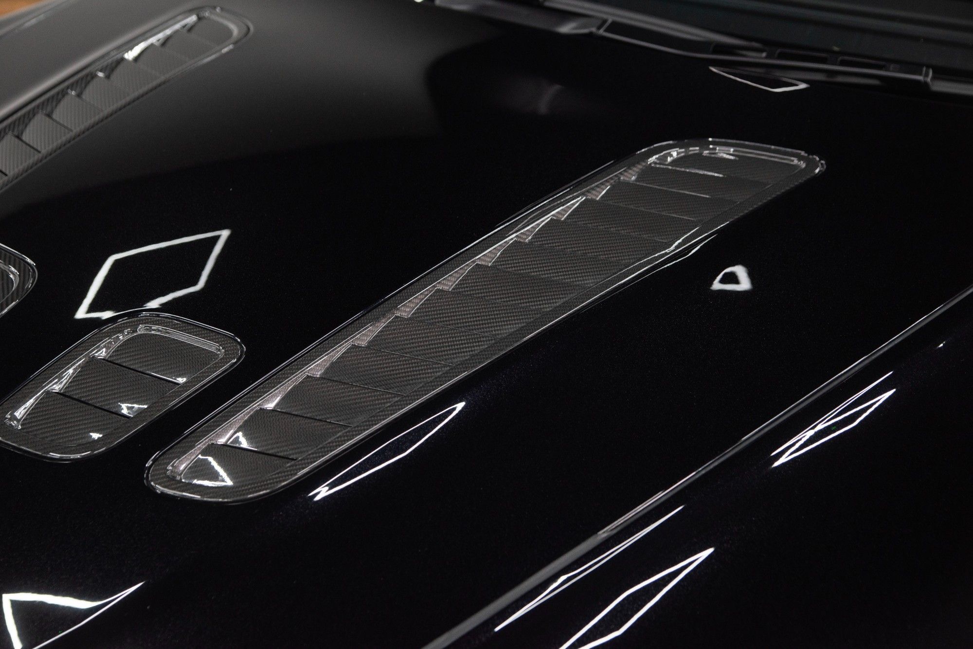 USED 2013 63 ASTON MARTIN VANTAGE 6.0 V12 S 
