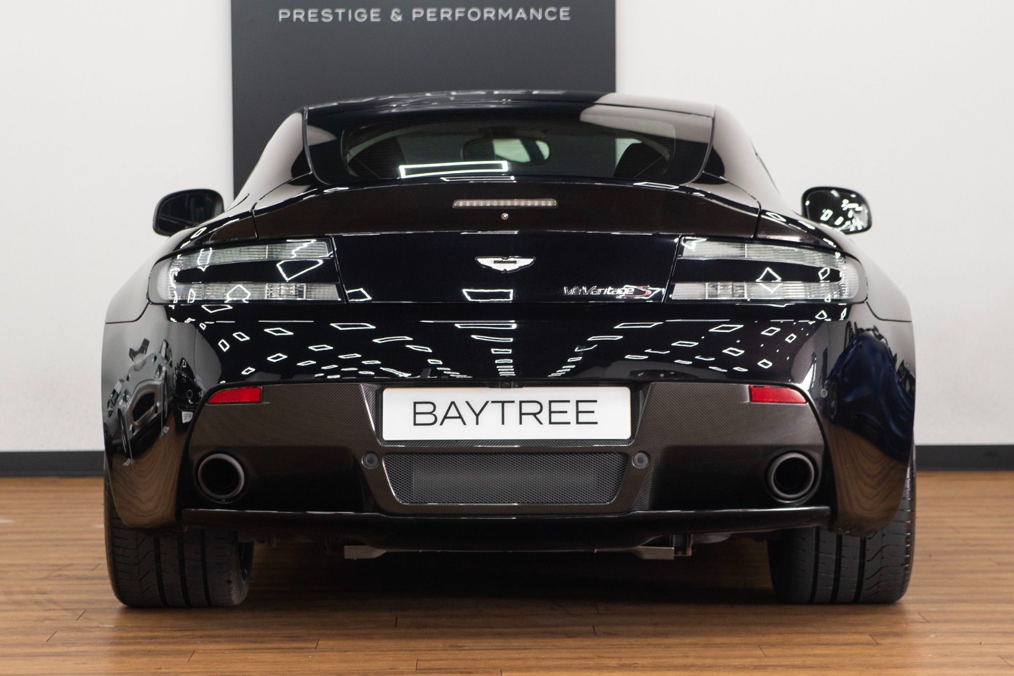 USED 2013 63 ASTON MARTIN VANTAGE 6.0 V12 S 