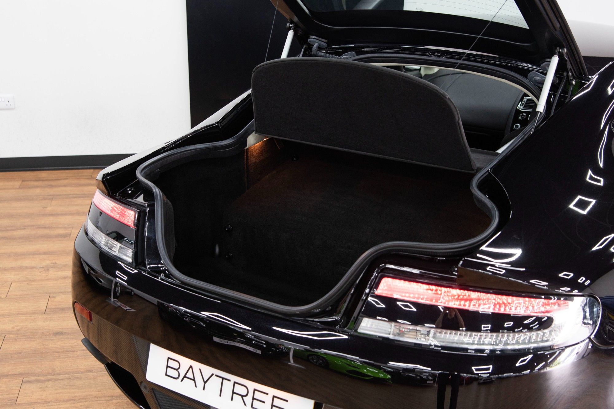 USED 2013 63 ASTON MARTIN VANTAGE 6.0 V12 S 