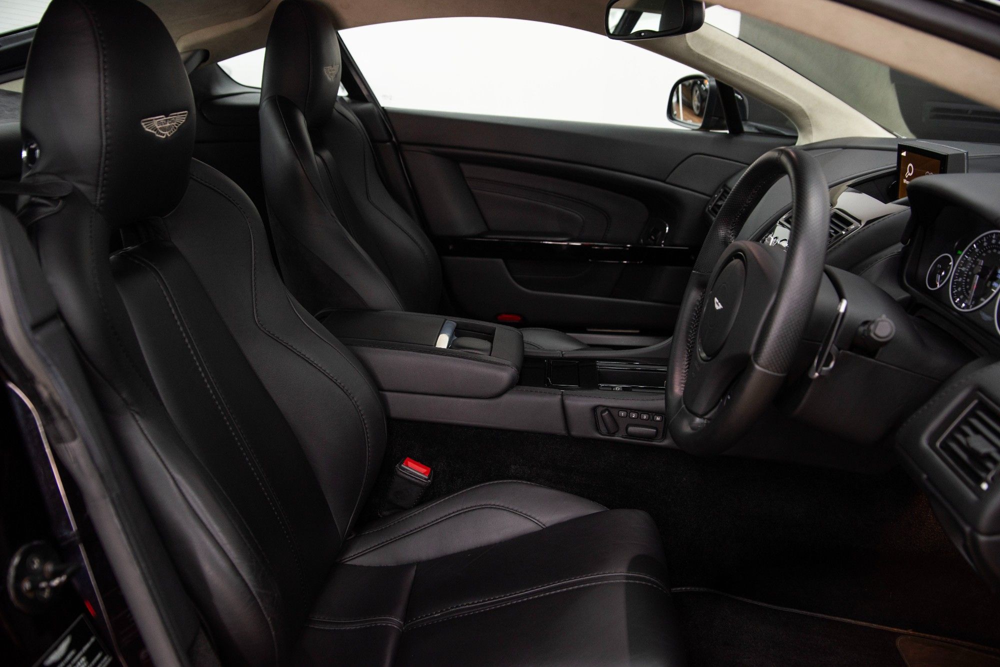 USED 2013 63 ASTON MARTIN VANTAGE 6.0 V12 S 