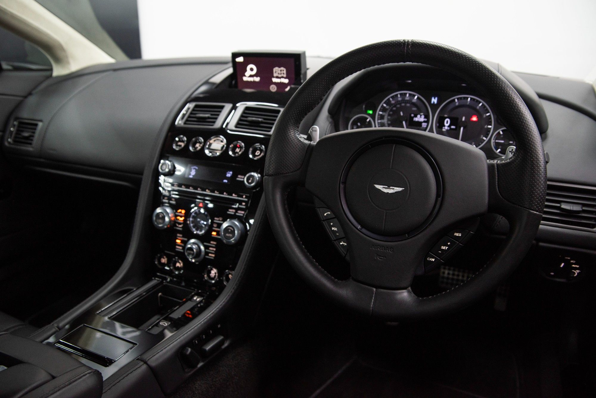 USED 2013 63 ASTON MARTIN VANTAGE 6.0 V12 S 