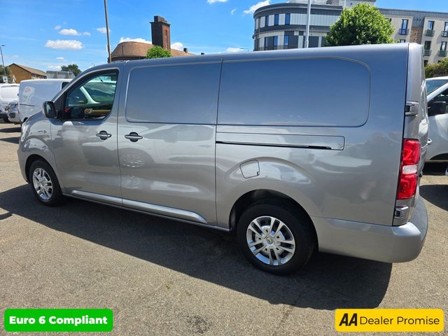 2020 VAUXHALL VIVARO - Photo 8