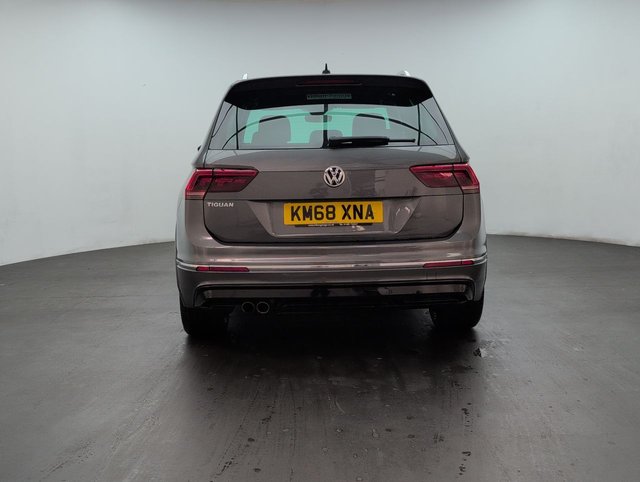 USED 2018 68 Volkswagen Tiguan 2.0 TDI R-Line Suv 5dr Diesel Manual Euro 6 (s/S) (150 Ps) - Pan Roof, Sat Nav, Leather