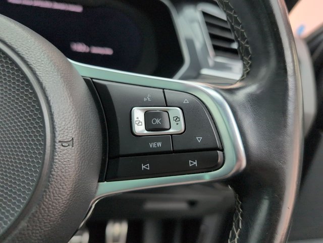 USED 2018 68 Volkswagen Tiguan 2.0 TDI R-Line Suv 5dr Diesel Manual Euro 6 (s/S) (150 Ps) - Pan Roof, Sat Nav, Leather