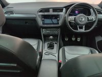 USED 2018 68 Volkswagen Tiguan 2.0 TDI R-Line Suv 5dr Diesel Manual Euro 6 (s/S) (150 Ps) - Pan Roof, Sat Nav, Leather