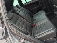 USED 2018 68 Volkswagen Tiguan 2.0 TDI R-Line Suv 5dr Diesel Manual Euro 6 (s/S) (150 Ps) - Pan Roof, Sat Nav, Leather