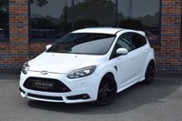 USED 2014 14 FORD FOCUS 2.0T EcoBoost ST-3 Hatchback 5dr Petrol Manual Euro 5 (s/s) (250 ps) FULL HISTORY / CUSTOM EXHAUST