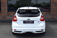 USED 2014 14 FORD FOCUS 2.0T EcoBoost ST-3 Hatchback 5dr Petrol Manual Euro 5 (s/s) (250 ps) FULL HISTORY / CUSTOM EXHAUST