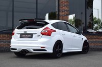 USED 2014 14 FORD FOCUS 2.0T EcoBoost ST-3 Hatchback 5dr Petrol Manual Euro 5 (s/s) (250 ps) FULL HISTORY / CUSTOM EXHAUST