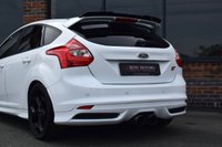 USED 2014 14 FORD FOCUS 2.0T EcoBoost ST-3 Hatchback 5dr Petrol Manual Euro 5 (s/s) (250 ps) FULL HISTORY / CUSTOM EXHAUST