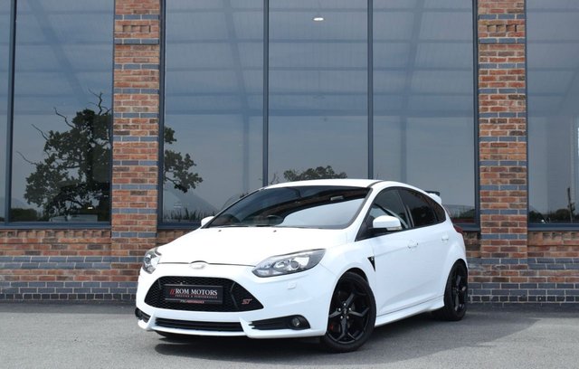 2014 14 Ford Focus 2.0T EcoBoost ST-3 Hatchback 5dr Petrol Manual Euro 5 (s/s) (250 ps)