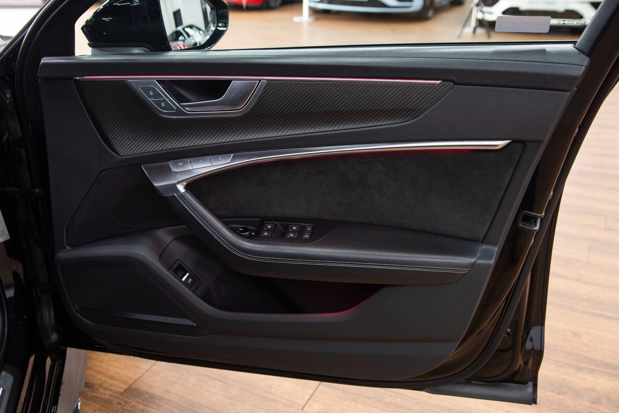 USED 2020 20 AUDI RS6 AVANT 4.0 TFSI V8 Carbon Black Estate  