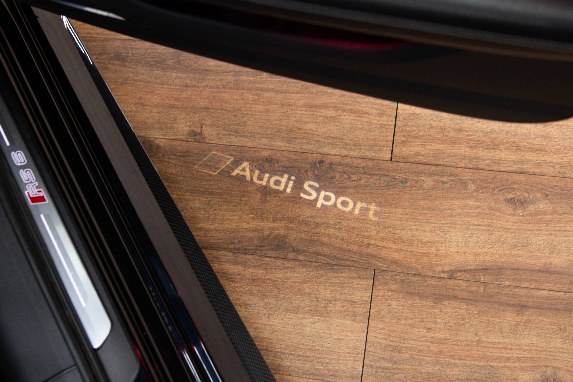USED 2020 20 AUDI RS6 AVANT 4.0 TFSI V8 Carbon Black Estate  