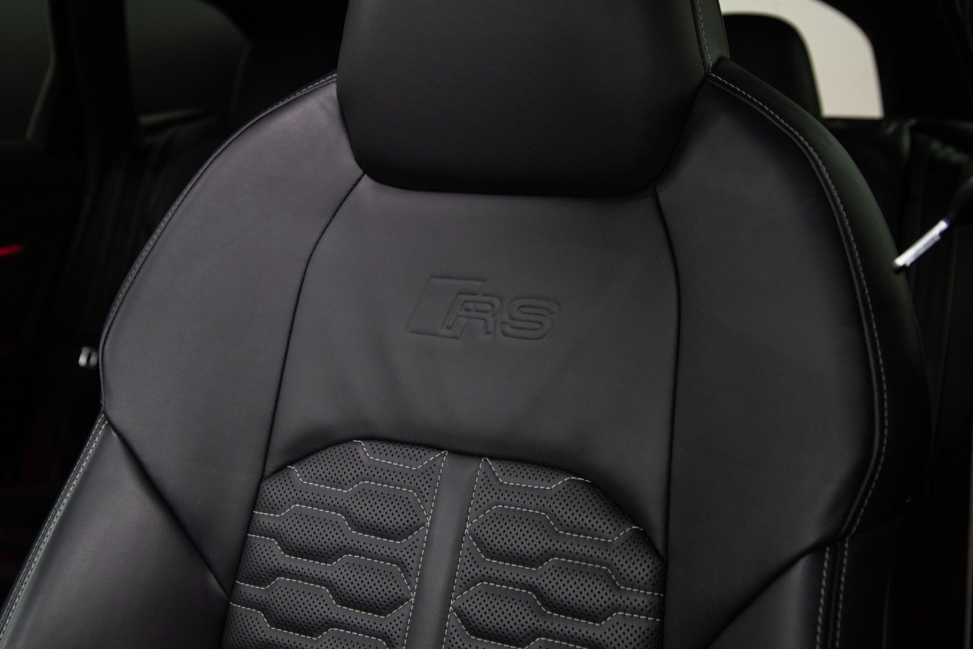 USED 2020 20 AUDI RS6 AVANT 4.0 TFSI V8 Carbon Black Estate  
