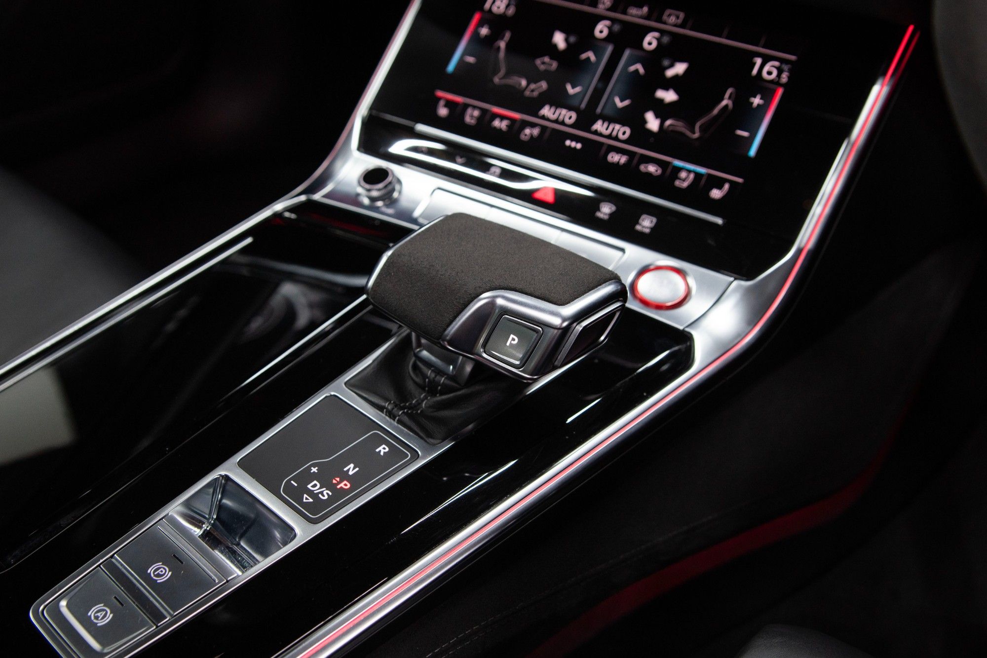 USED 2020 20 AUDI RS6 AVANT 4.0 TFSI V8 Carbon Black Estate  