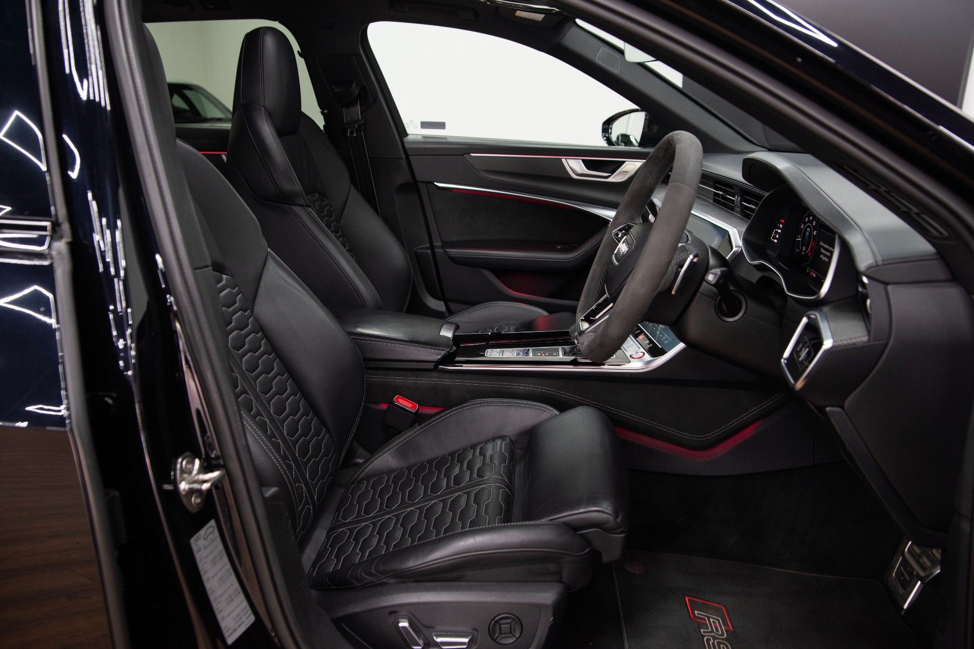 USED 2020 20 AUDI RS6 AVANT 4.0 TFSI V8 Carbon Black Estate  