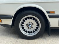 USED 1987 E BMW 5 SERIES 2.8i 4d  AUTO  129 BHP STUNNING WELL LOVED EXAMPLE