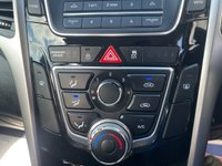 USED 2014 14 HYUNDAI I30 1.6 CRDi Active Hatchback 5dr Diesel Auto Euro 5 (110 ps) 