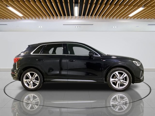 2021 Audi Q3 1.5L S Line 5dr - Photo 9