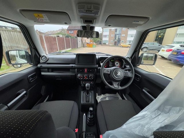 2025 SUZUKI JIMNY - Photo 9