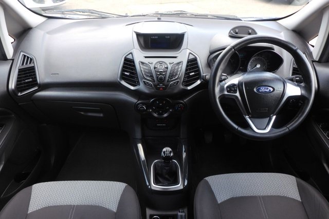 2018 FORD ECOSPORT - Photo 2
