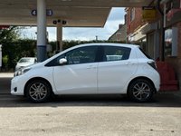 USED 2014 14 TOYOTA YARIS 1.33 Dual VVT-i Icon Plus Hatchback 5dr Petrol Manual Euro 5 (99 ps) GREAT SERVICE HISTORY 10 SRVCS