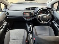 USED 2014 14 TOYOTA YARIS 1.33 Dual VVT-i Icon Plus Hatchback 5dr Petrol Manual Euro 5 (99 ps) GREAT SERVICE HISTORY 10 SRVCS