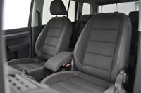 USED 2011 61 VOLKSWAGEN TOURAN 1.6 TDI SE MPV 5dr Diesel Manual Euro 5 (105 ps) Front And Rear Parking Sensors, Air Conditioning, Cruise Control