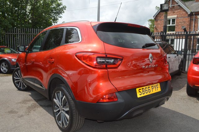 2016 RENAULT KADJAR 1.6 dCi Signature Nav SUV 5dr Diesel Manual 4WD Euro 6 (s/s) (130 ps) - Photo 6