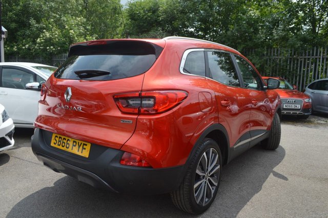 2016 RENAULT KADJAR 1.6 dCi Signature Nav SUV 5dr Diesel Manual 4WD Euro 6 (s/s) (130 ps) - Photo 8