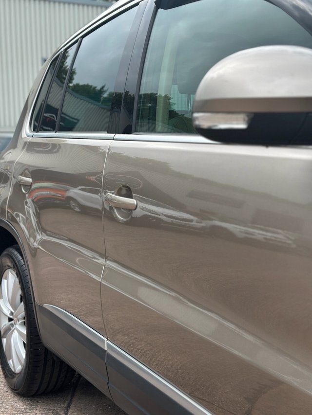 View our VOLKSWAGEN TIGUAN