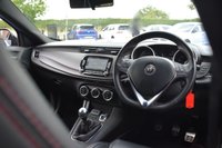USED 2020 70 ALFA ROMEO GIULIETTA 1.4 TB Sprint Hatchback 5dr Petrol Manual Euro 6 (s/s) (120 bhp) FULL SERVICE HISTORY / CARBON