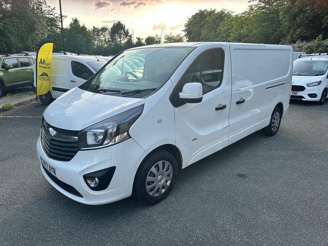 2017 17 Vauxhall Vivaro 1.6 CDTi 2900 Sportive Panel Van 5dr Diesel Manual L2 H1 Euro 6 (120 ps)