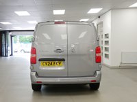 USED 2024 24 VAUXHALL VIVARO 2700 1.5 TURBO D 120 BHP L1 SWB PRO EDITION 6DR ( NO VAT ! ) 2 OWNERS | AIR CON | SAT NAV | NO VAT !
