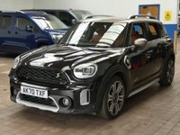 USED 2020 70 MINI COUNTRYMAN 1.5 10kWh Cooper SE Exclusive SUV 5dr Petrol Plug-in Hybrid Auto ALL4 Euro 6 (s/s) (222 ps) BIG SPEC HEAD UP DISPLAY SAT NAV HEATED LEATHER INTERIOR HARMAN KARDON REAR VIEW CAMERA CRUISE CONTROL PARKING SENSORS 1 OWNER SERVICE HISTORY WARRANTY
