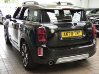 USED 2020 70 MINI COUNTRYMAN 1.5 10kWh Cooper SE Exclusive SUV 5dr Petrol Plug-in Hybrid Auto ALL4 Euro 6 (s/s) (222 ps) BIG SPEC HEAD UP DISPLAY SAT NAV HEATED LEATHER INTERIOR HARMAN KARDON REAR VIEW CAMERA CRUISE CONTROL PARKING SENSORS 1 OWNER SERVICE HISTORY WARRANTY