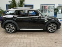 USED 2020 70 MINI COUNTRYMAN 1.5 10kWh Cooper SE Exclusive SUV 5dr Petrol Plug-in Hybrid Auto ALL4 Euro 6 (s/s) (222 ps) BIG SPEC HEAD UP DISPLAY SAT NAV HEATED LEATHER INTERIOR HARMAN KARDON REAR VIEW CAMERA CRUISE CONTROL PARKING SENSORS 1 OWNER SERVICE HISTORY WARRANTY